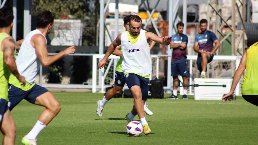 Javi Ontiveros y Carlos Romero están recuperados y listos para jugar contra el Elche