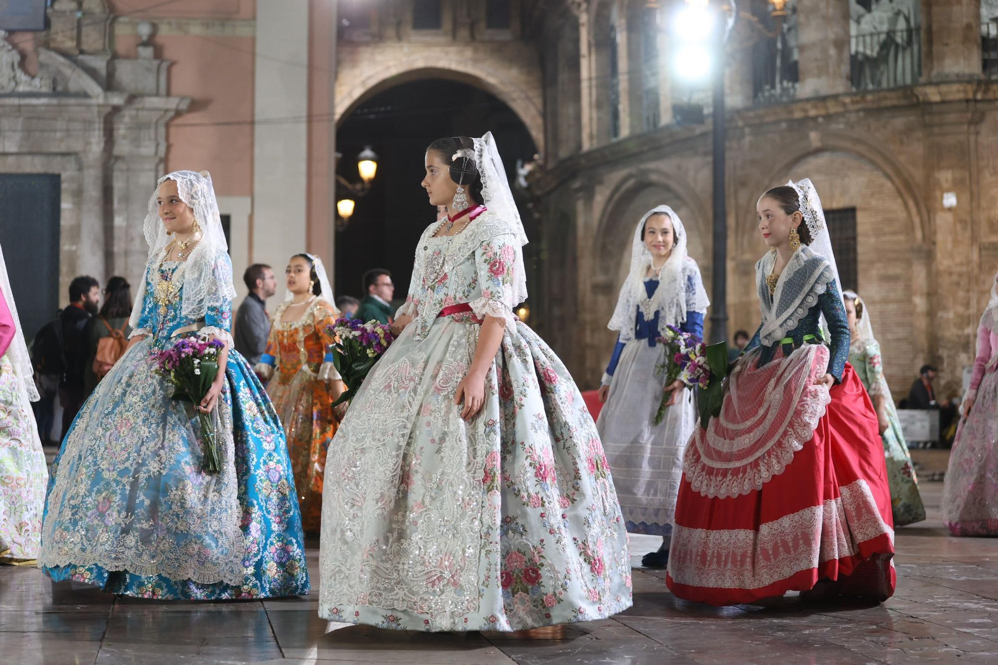 Búscate en el primer día de la Ofrenda en la calle San Vicente entre las 21 y las 22 horas