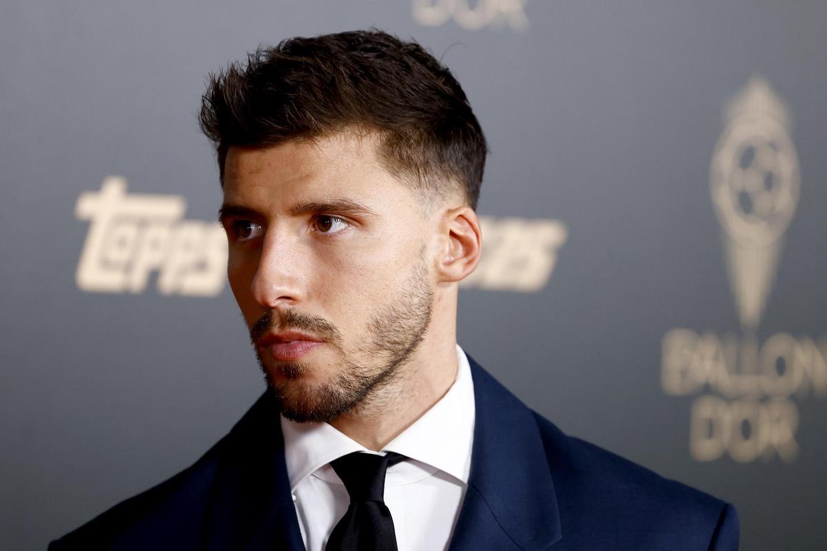 El internacional portugués Ruben Dias.