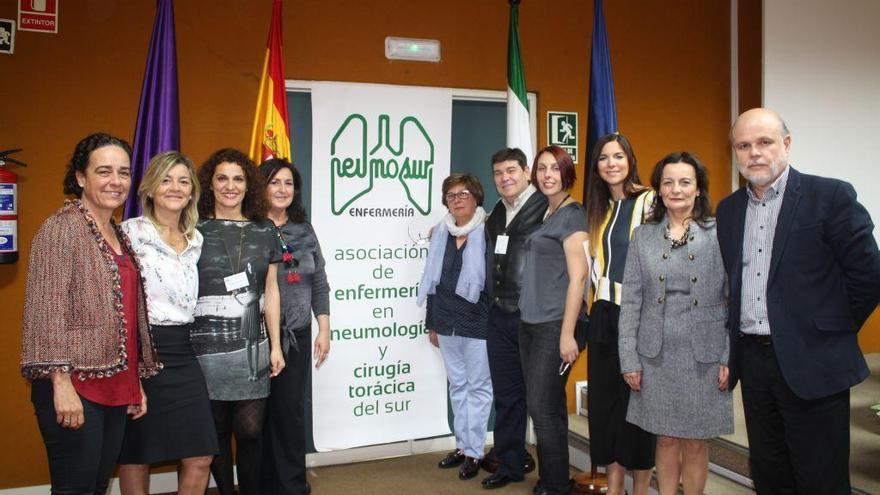 Profesionales y pacientes en el Congreso.