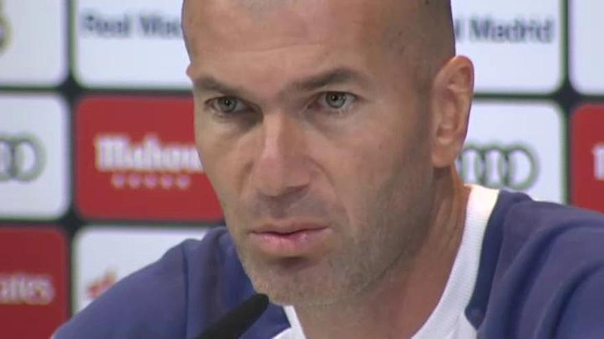 Zidane: "Cristiano se merece el Balón de Oro claramente"