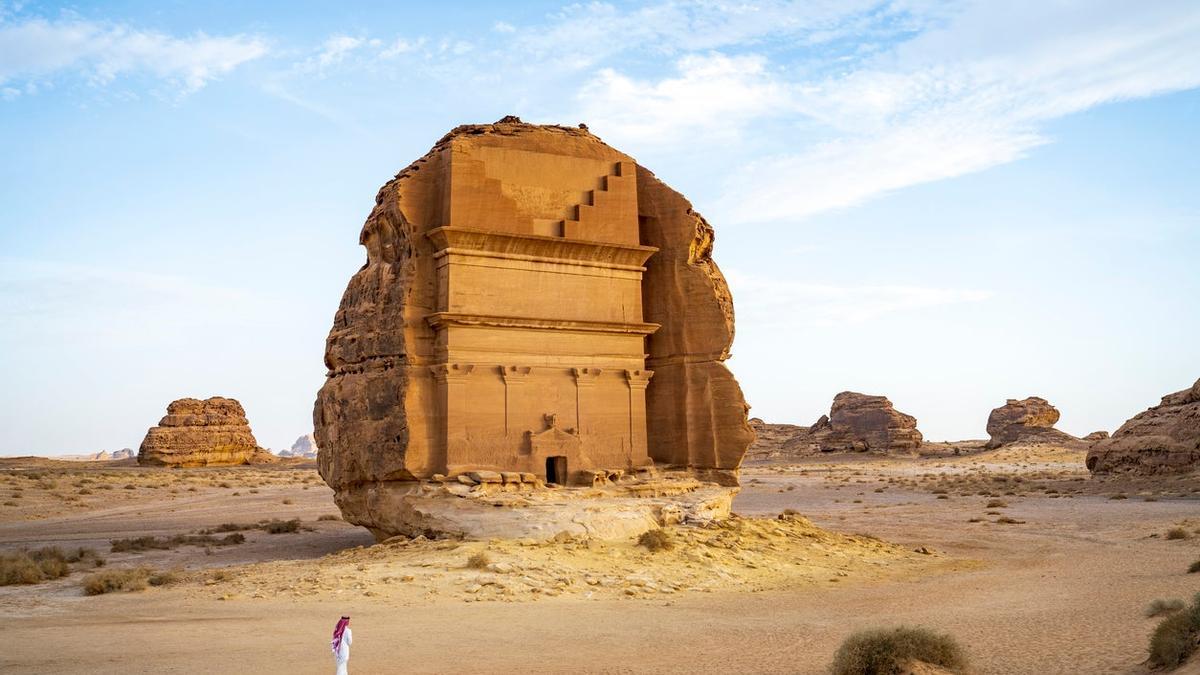 Tumba de Lihyan, noroeste de Arabia Saudí, Los viajes de Tintín