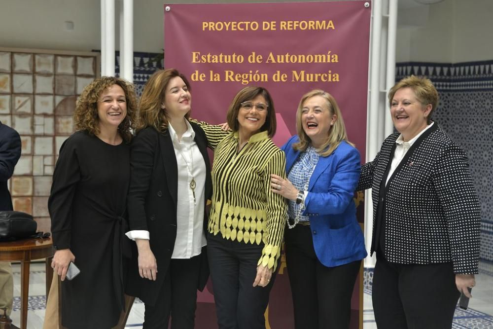 Aprobada la reforma del Estatuto.