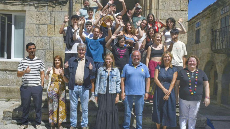 Un campo de voluntariado ayuda a decorar la Istoria