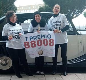 Las loteras de Lugo que se dieron un paseo en Rolls-Royce tras dar el Gordo