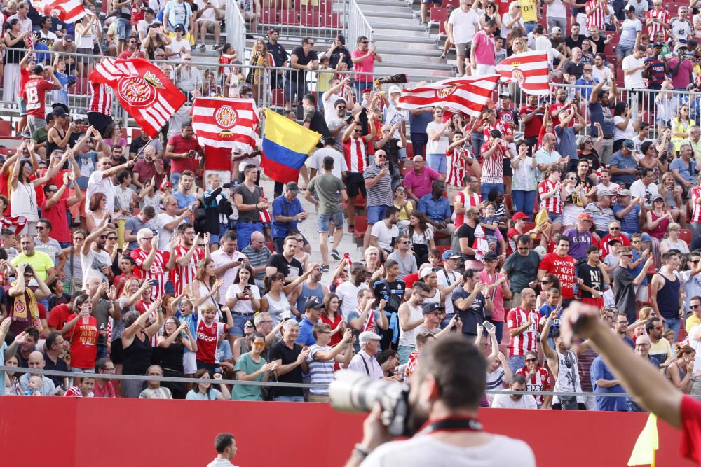 El Girona es presenta a Montilivi davant el Manchester City