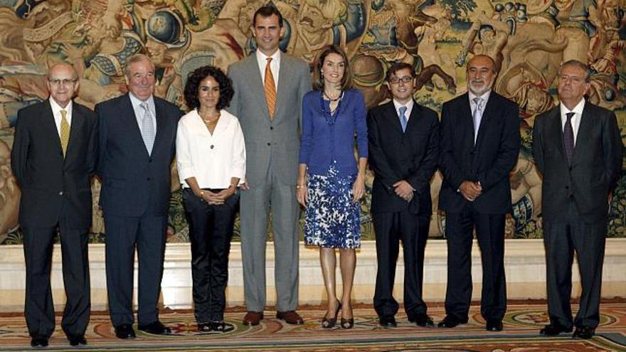 Los Príncipes de Asturias recibieron hoy en audiencia en el Palacio de la Zarzuela a los galardonados con los premios de la Asociación de la Prensa.