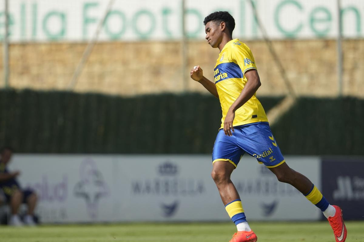 Partido UD Las Palmas- Neom saudí (0-1)