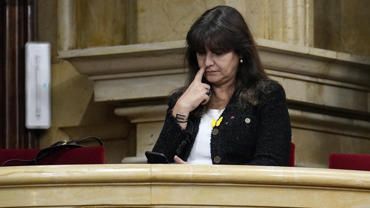 Laura Borràs s’imposa silenci sobre el cas Dalmases, però continuarà comptant amb ell