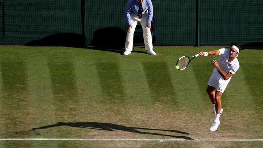 Federer bate a Struff y el récord de Connors