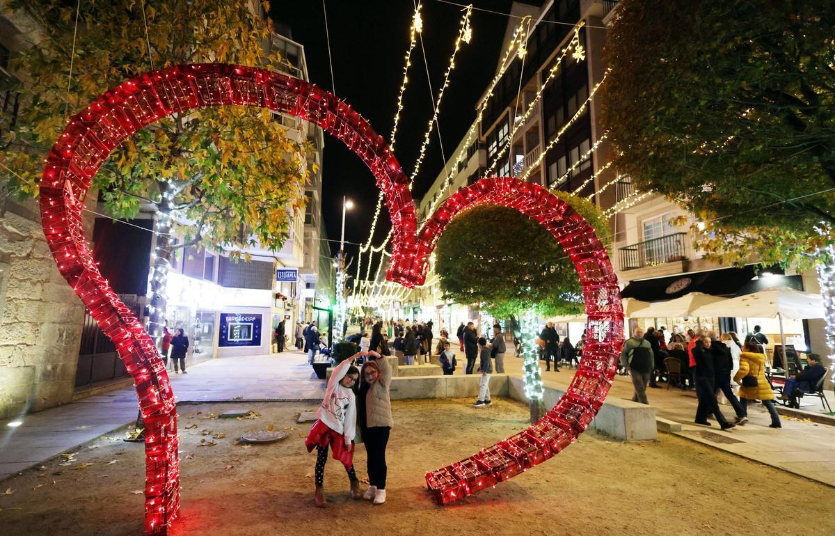 Baiona enciende sus luces de Navidad Baiona enciende sus luces de Navidad