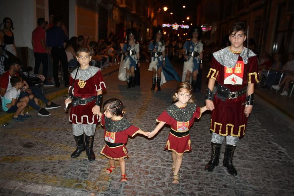 Los Moros y Cristianos de Jumilla cumplen treinta años con un espectacular desfile