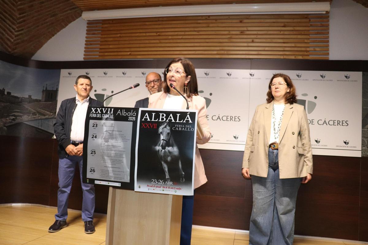 Antonia Molina, diputada de Igualdad, en la presentación de la Feria del Caballo.