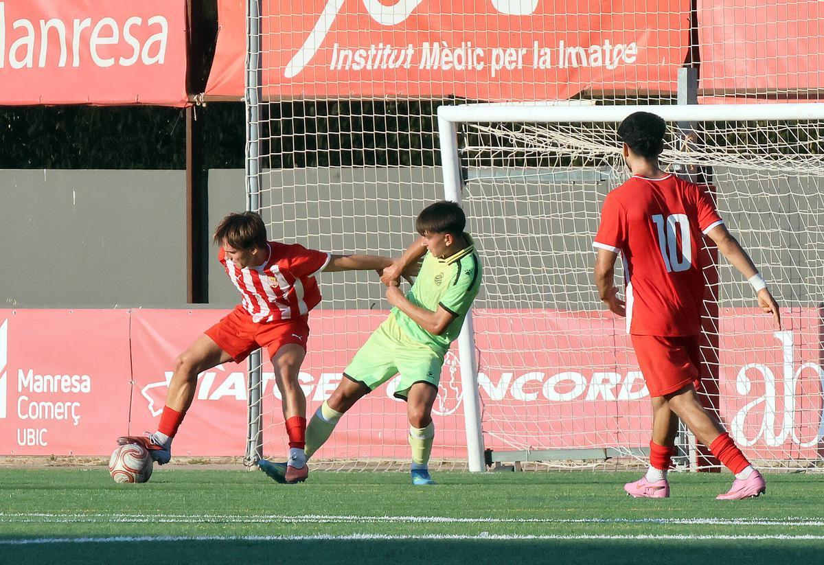 Totes les fotos de l'amistós entre el CE Manresa i el filial de l'Espanyol