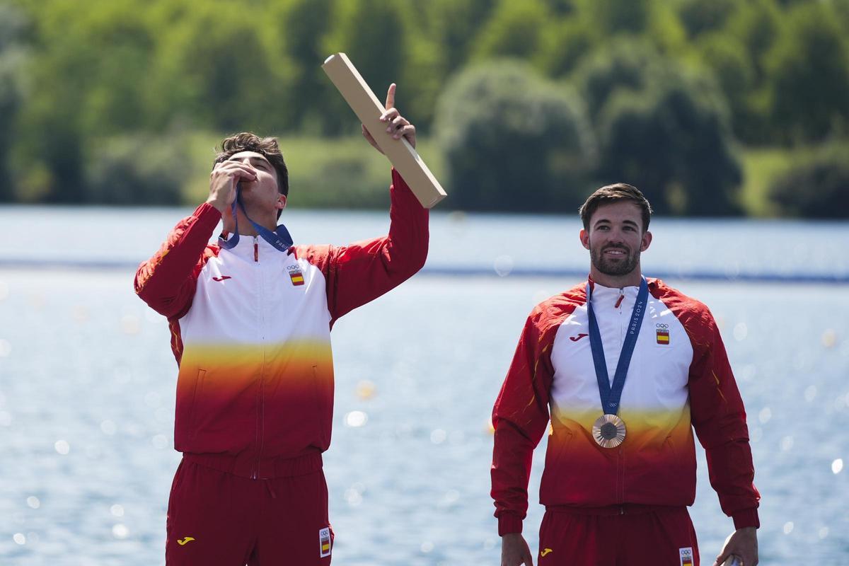 Joan Antoni Moreno y Marcus Cooper, medallas de bronce en C2 500 y K4 500