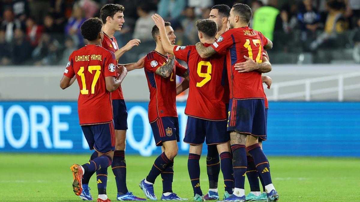 España, celebrando uno de sus goles ante Chipre