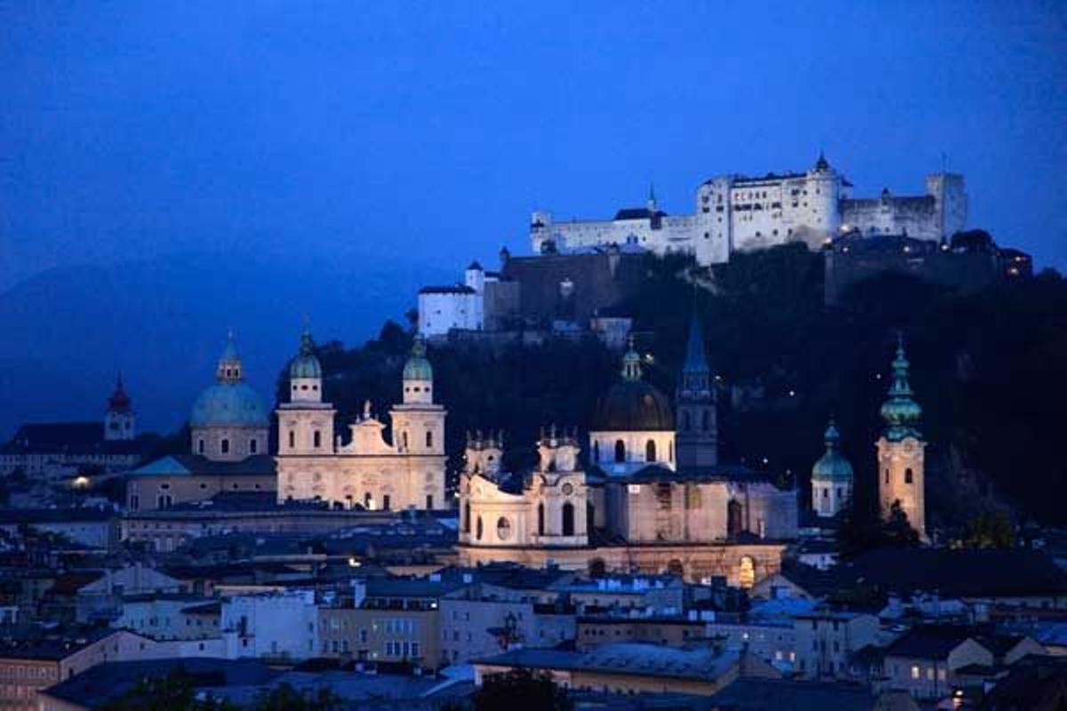 Centro histórico de Salzburgo y la fortaleza de Hohensalzburg.