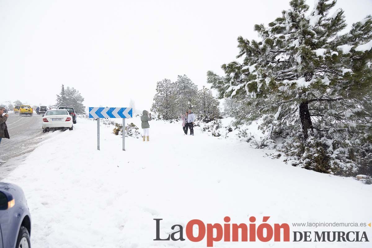 Continúa la nevada en las zonas altas de la comarca del Noroeste