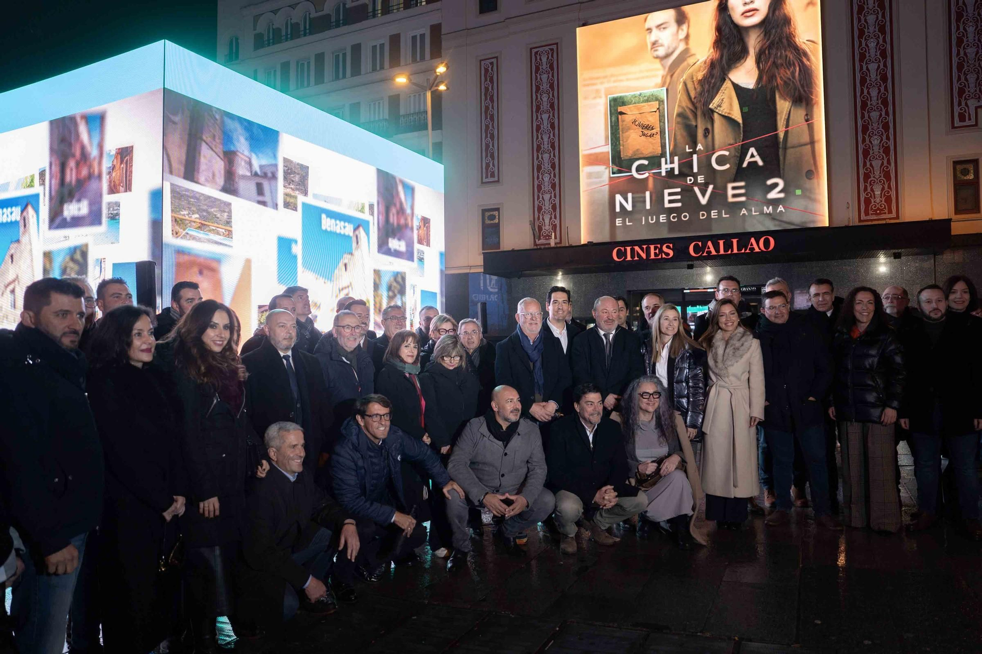 Alicante Costa Blanca inaugura su cubo LED promocional en Madrid con motivo de FITUR