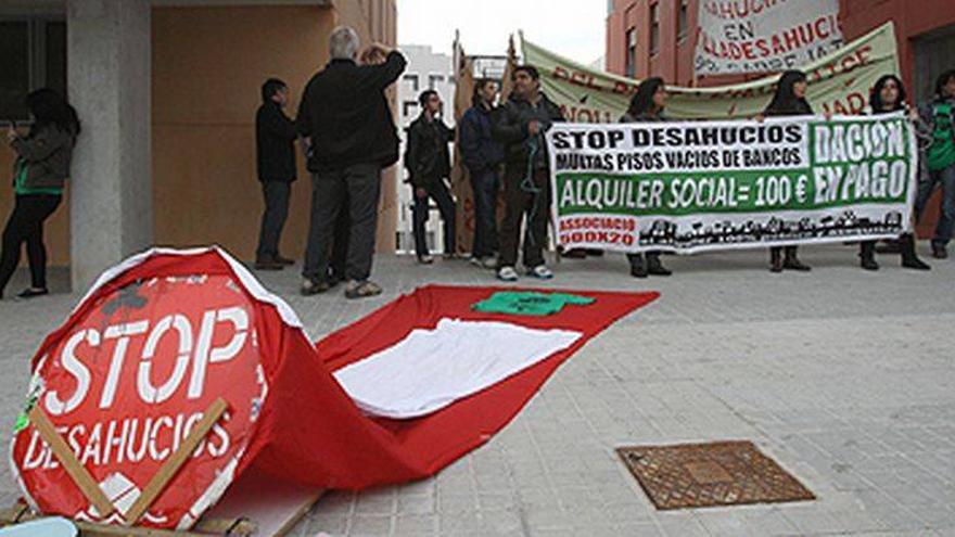 Colau asegura que los &#039;escraches&#039; se van a mantener