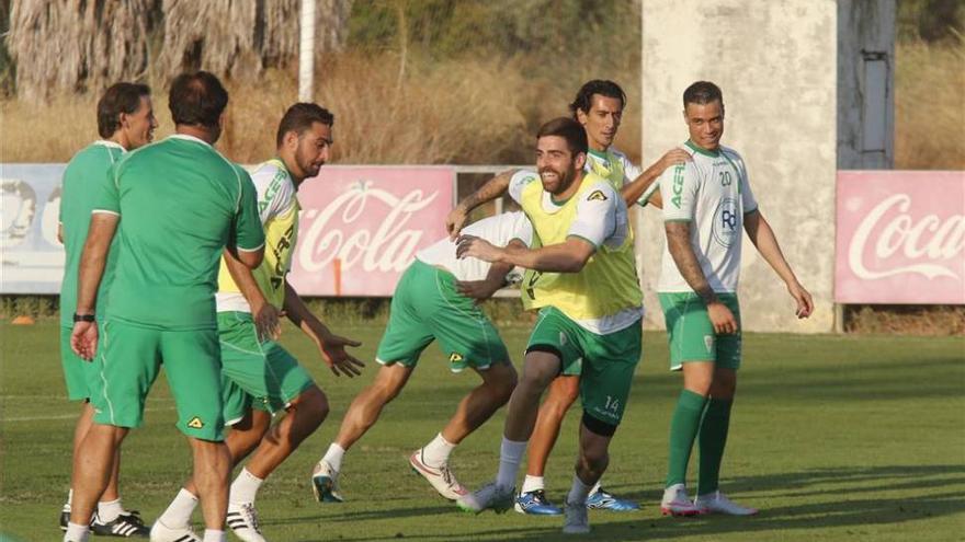 Oltra: "En Liga están las habichuelas; una derrota en Copa me dolería menos"