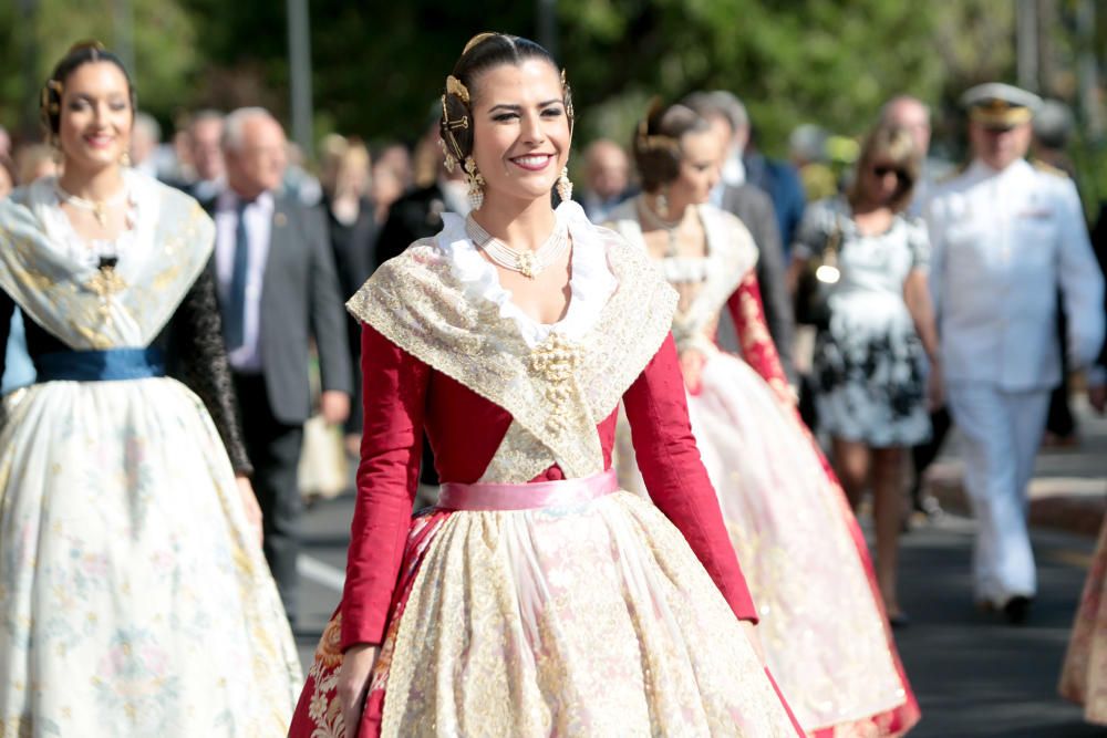 Homenaje a la Senyera de la agrupación de Fallas del Marítim