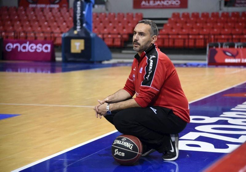 Entrenamiento a puerta abierta del Tecnyconta Zaragoza