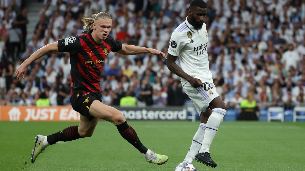 Haaland ante el Real Madrid en el Bernabéu