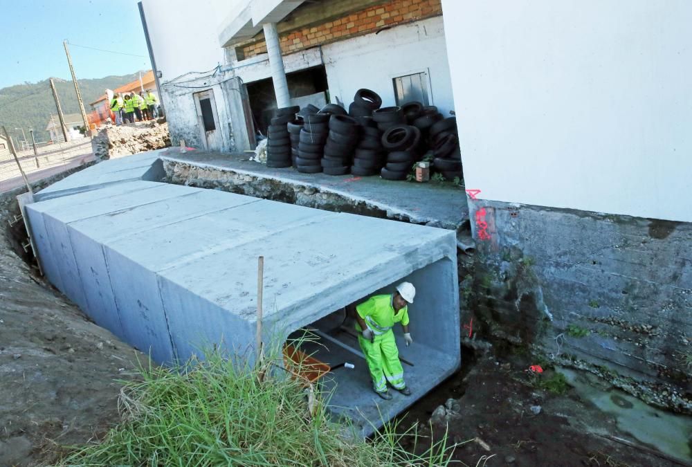 Desagüe gigante contra las riadas en Oia