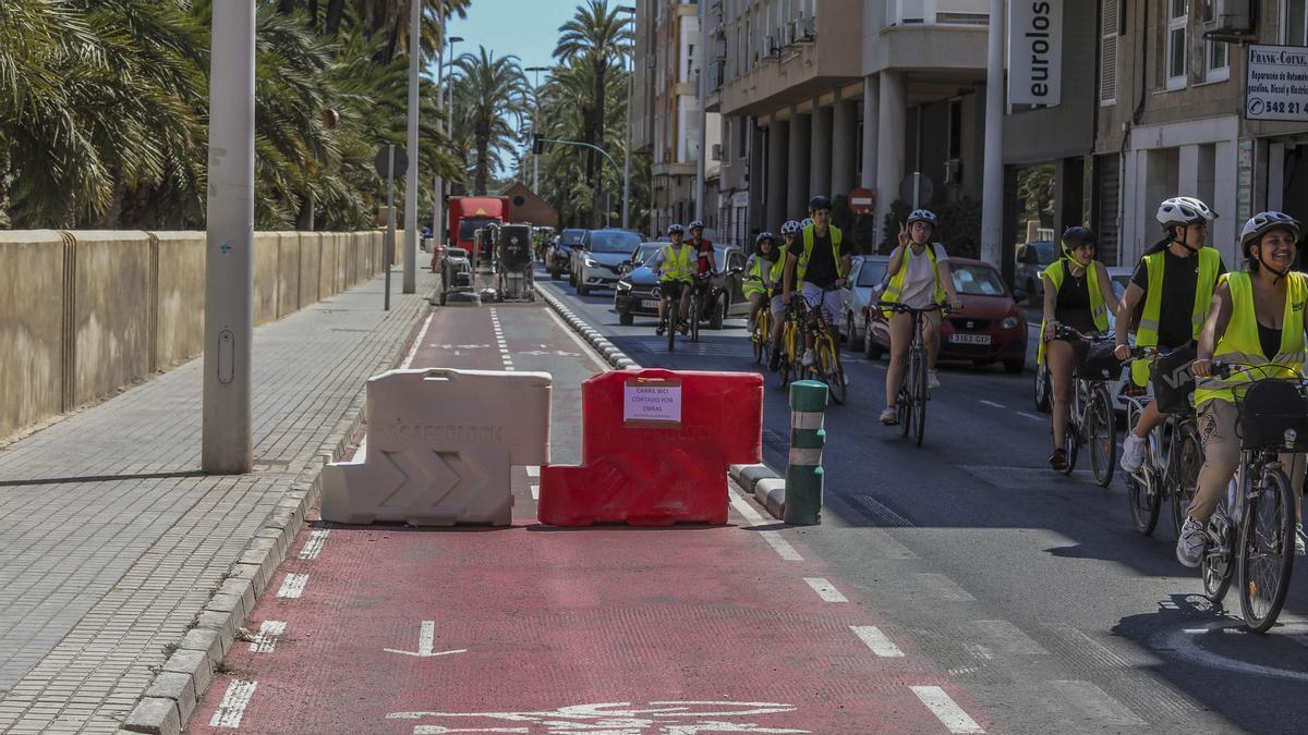 Arrancan las obras para repintar los carriles bici de Elche abiertos el  pasado verano - Información