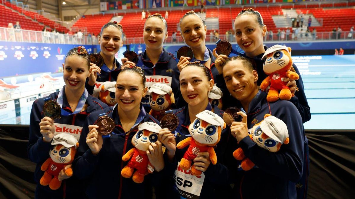 La selecció espanyola amb la medalla de bronze