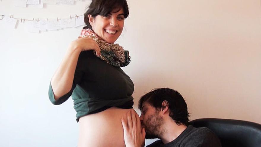 La periodista embarassada de nou mesos