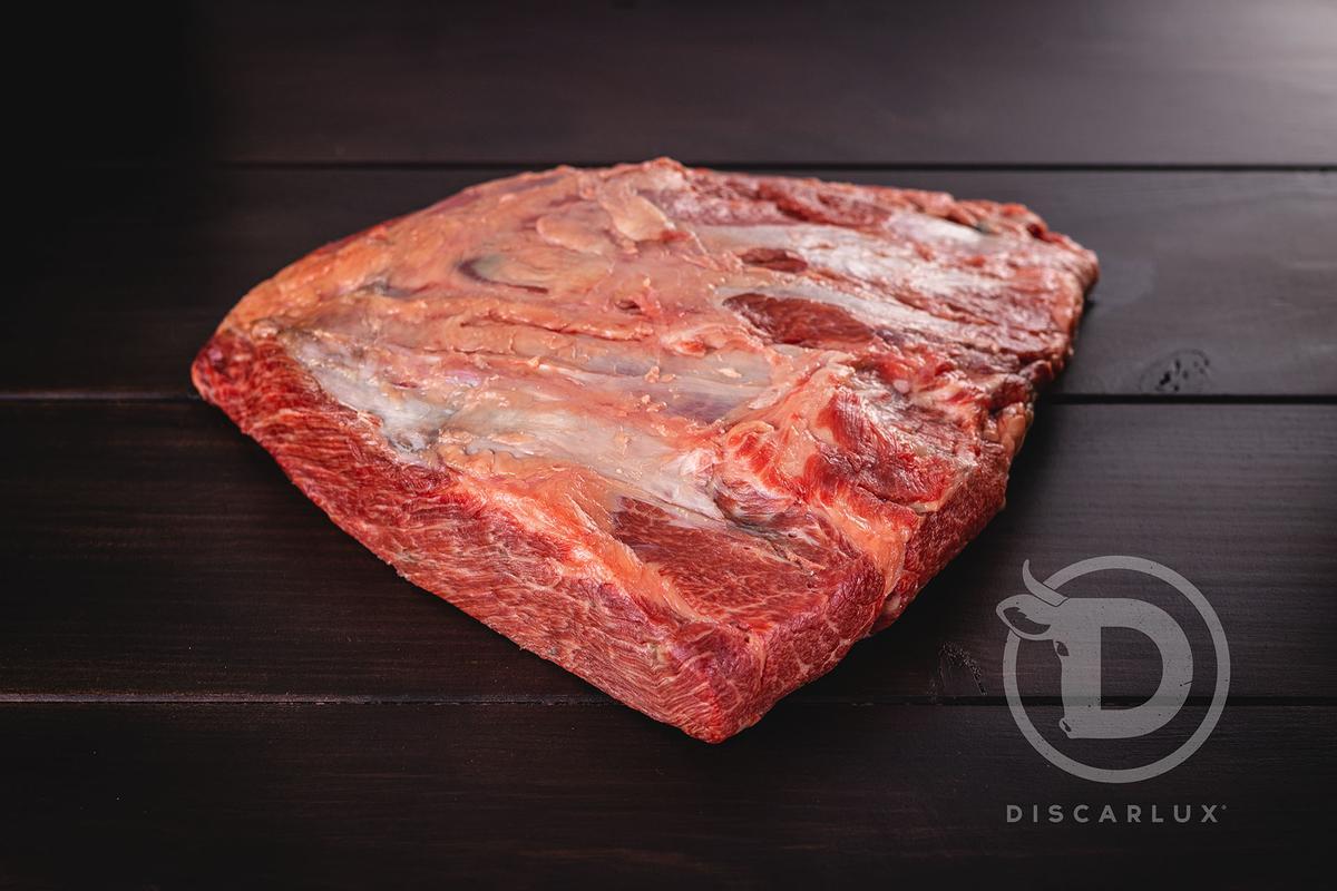 La calidad de la carne Discarlux, marca la diferencia en cualquier barbacoa.