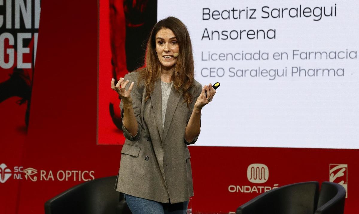 Saralegui en una formación a profesionales del sector de farmacia.