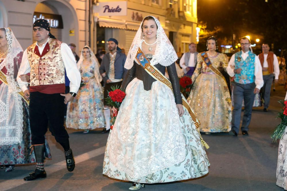 Desfile de Sandra Gómez en la Ofrenda