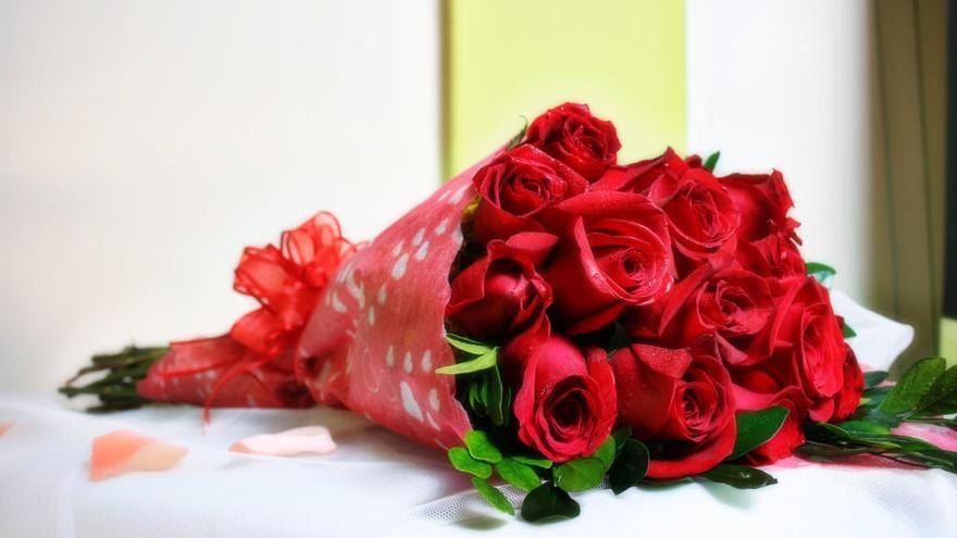 La docena de rosas costará 5 euros más en San Valentín