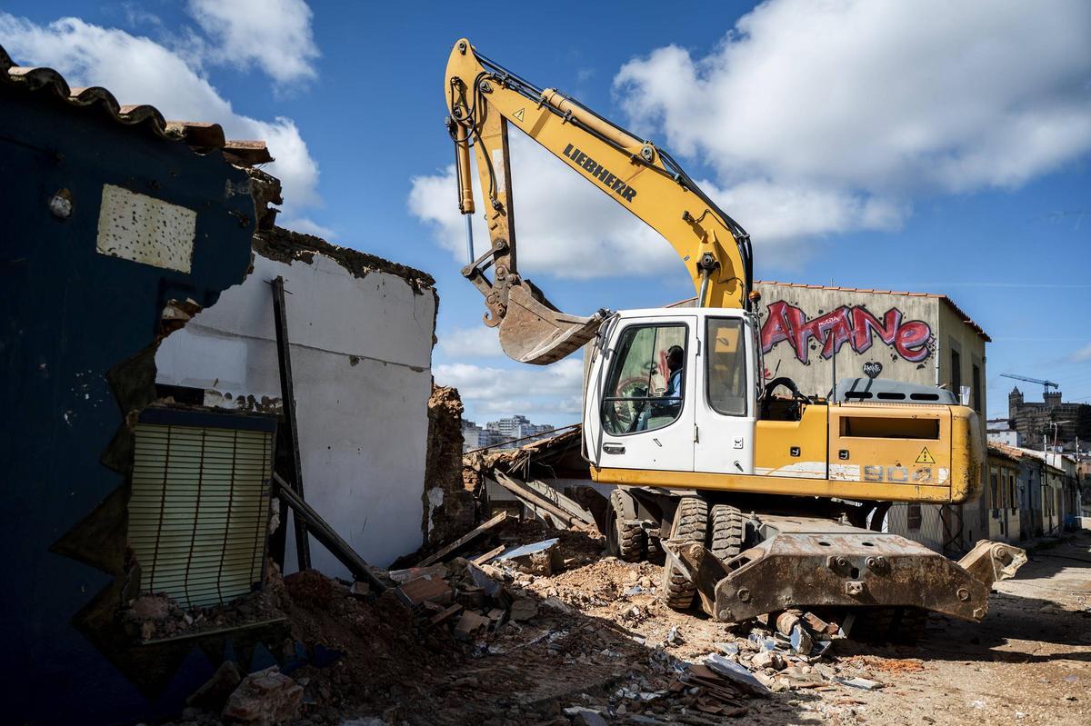 Galería | Siguen los derrumbes en el Alto de Fuente Fría de Cáceres