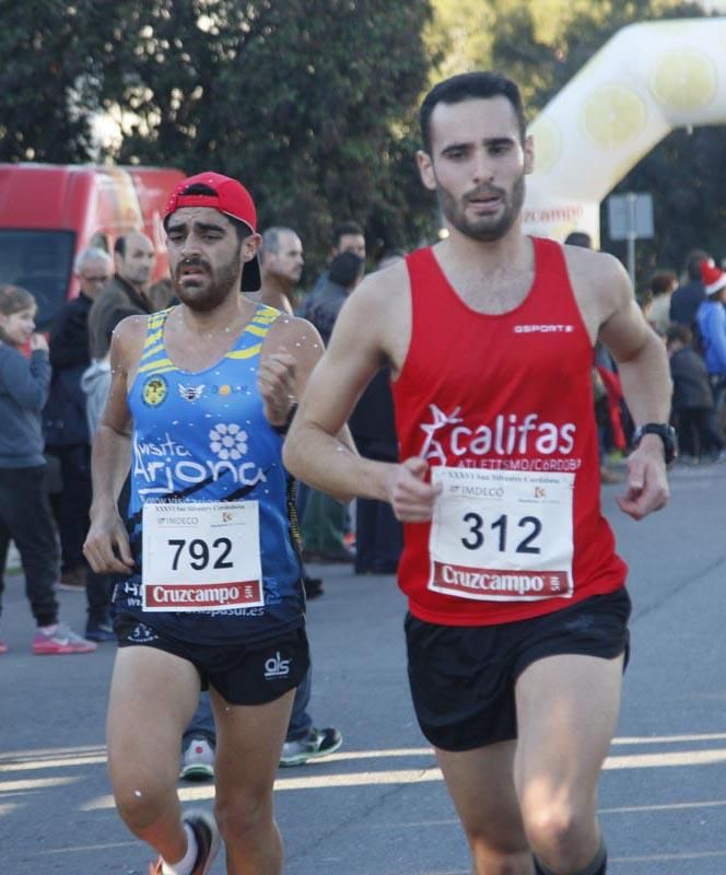 Ambiente extraordinario en la carrera de la San Silvestre cordobesa