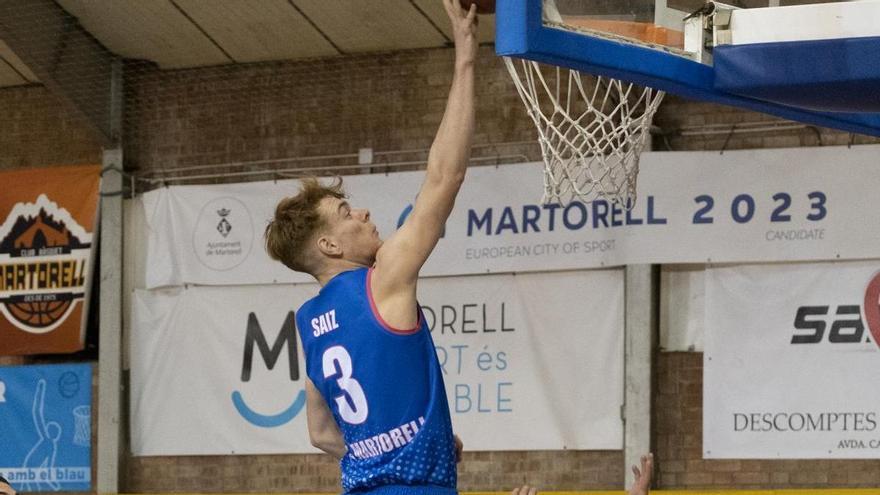 El Martorell cau a la pròrroga víctima dels seus errors (81-83)