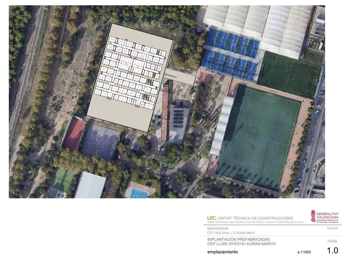 Plana donde se ubicarán los barracones en el polideportivo de Massanassa.