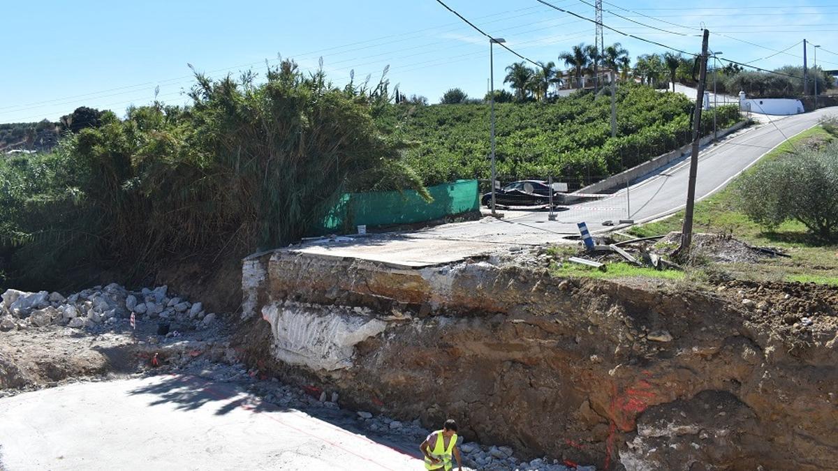 Imagen de las obras en el camino de Moncayo.