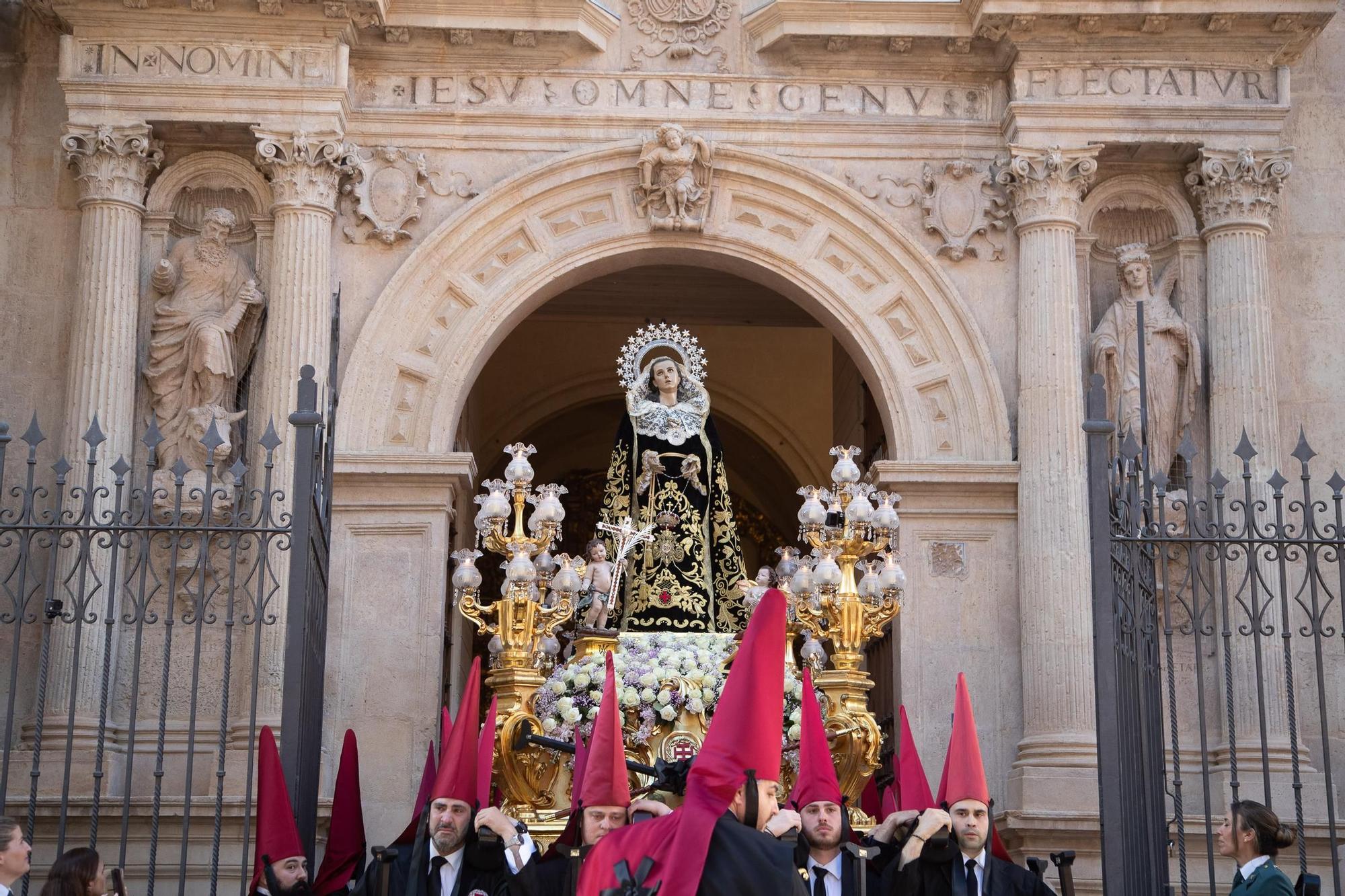 Las imágenes de las procesiones de Viernes Santo por la tarde en Murcia ...