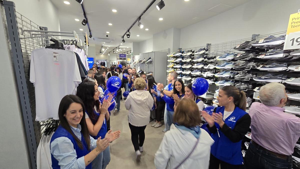 Decathlon City refuerza su presencia en Córdoba con una nueva tienda en el centro Decathlon City refuerza su presencia en Córdoba con una nueva tienda en el centro