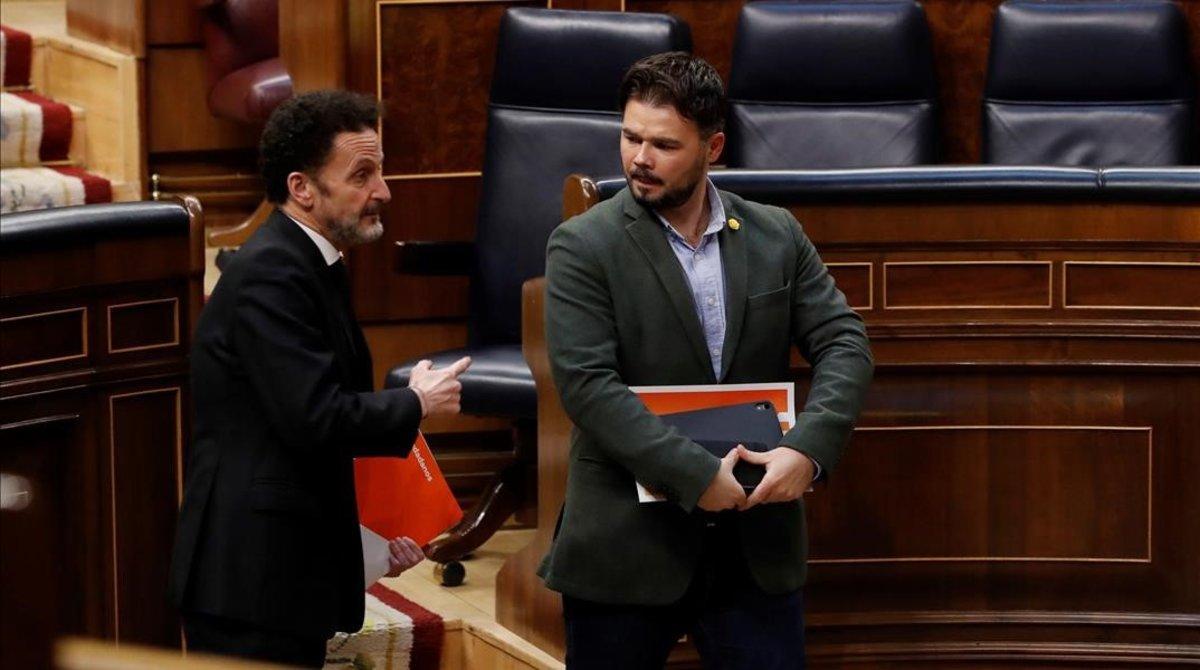 Los portavoces parlamentarios de Cs y ERC, Edmundo Bal y Gabriel Rufián, el pasado 15 de abril en el Congreso. 