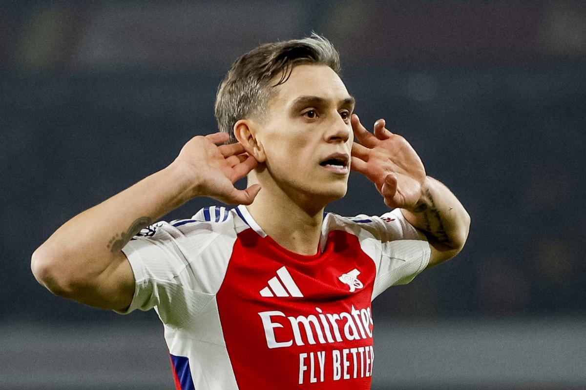 Leandro Trossard celebra el 2-1 ante el Tottenham