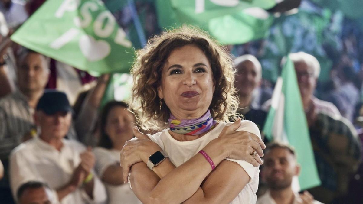 Montero: "Faltan horas para que yo vuelva como presidenta de la Junta de Andalucía"