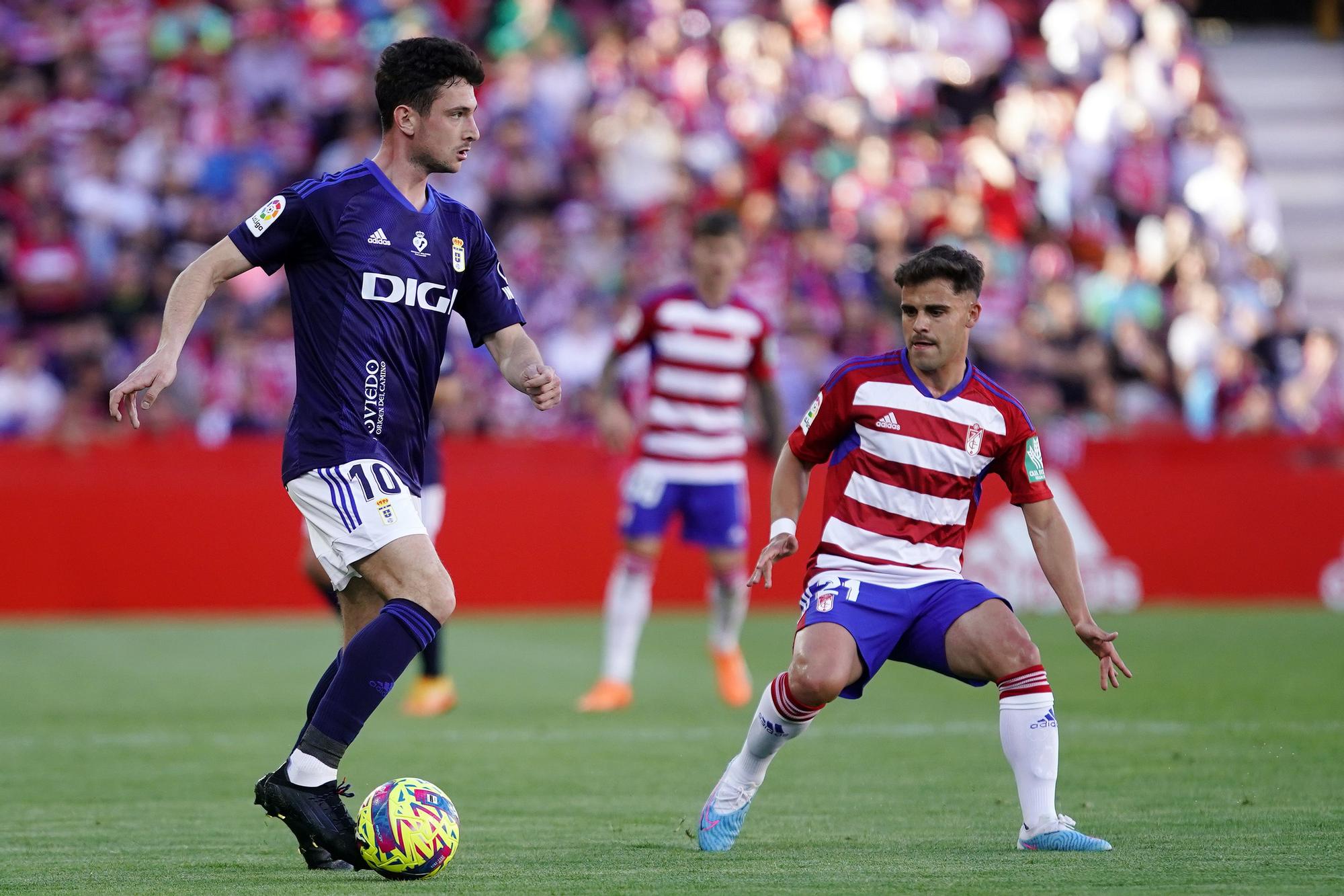 En imágenes: así fue la derrota del Real Oviedo en Granada