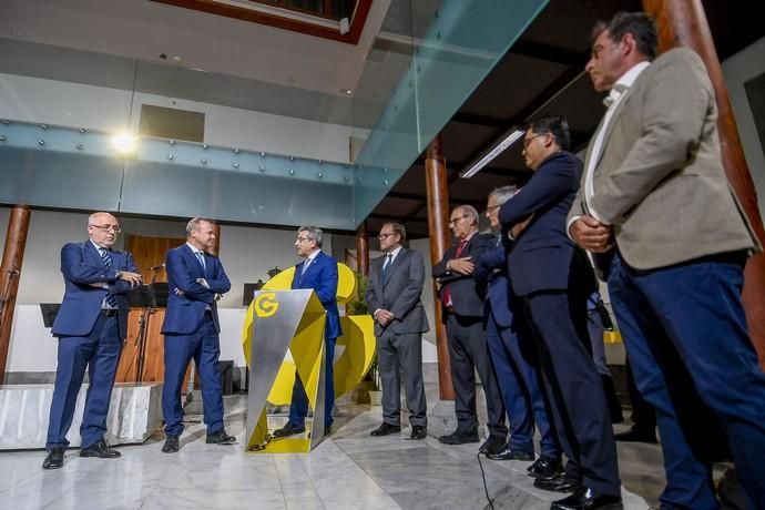 23-10-19 LAS PALMAS DE GRAN CANARIA. CASASA CONSISTORIALES. LAS PALMAS DE GRAN CANARIA. Exposición 40 años de Guaguas Municipales. Fotos: Juan Castro.  | 23/10/2019 | Fotógrafo: Juan Carlos Castro