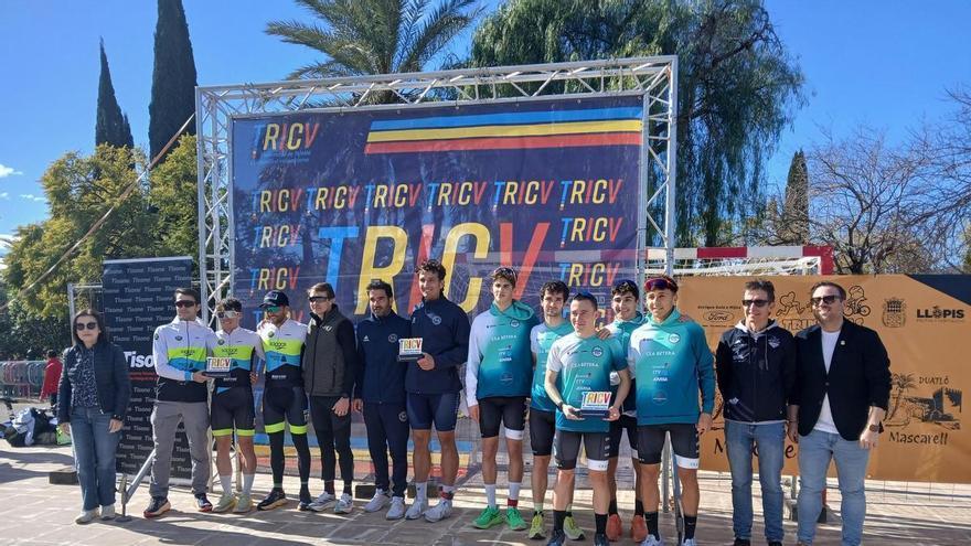 C.D.T. Resistentia T3, campeón autonómico de Duatlón Contrarreloj por Equipos en categoría masculina y femenina