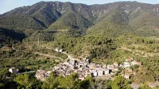 De horno del siglo XIX a casa rural en un pueblo de Castellón de 195 habitantes: "Viene gente de medio mundo por las rutas senderistas"